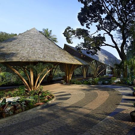 Timbertales Luxury Resort Coorg Madikeri Bagian luar foto