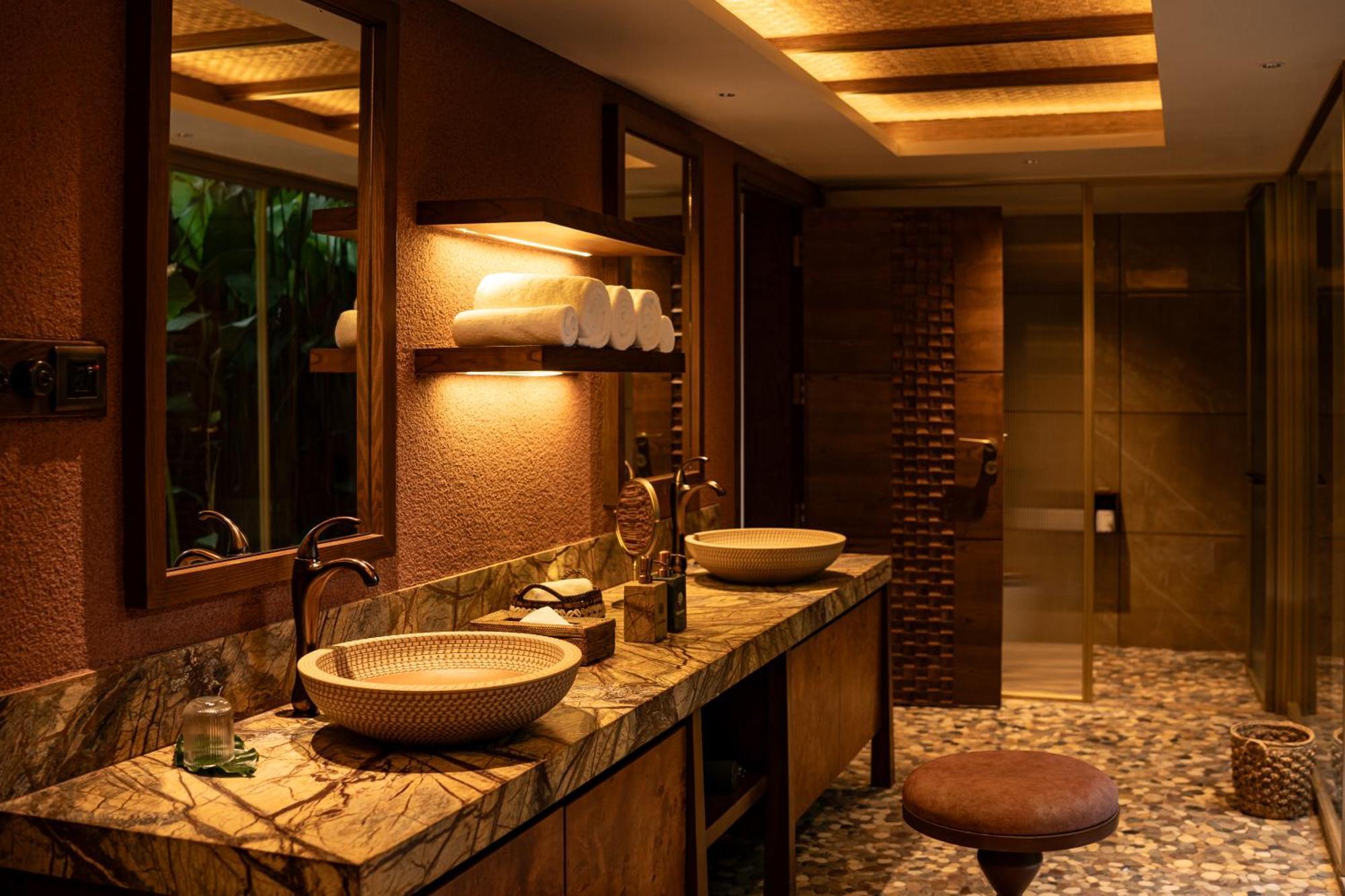Timbertales Luxury Resort Coorg Madikeri Bagian luar foto